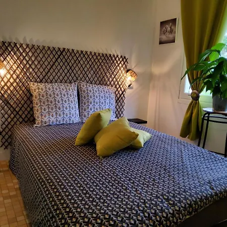 Chez Jollyjune, A Moins D'une Heure Du Mont Saint Michel *