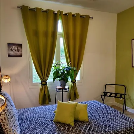 Chez Jollyjune, A Moins D'une Heure Du Mont Saint Michel *