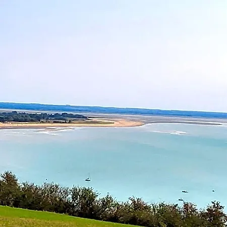 Chez Jollyjune, A Moins D'une Heure Du Mont Saint Michel * Champeaux