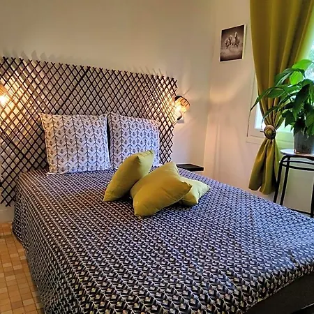 Chez Jollyjune, A Moins D'une Heure Du Mont Saint Michel Bed & Breakfast Champeaux