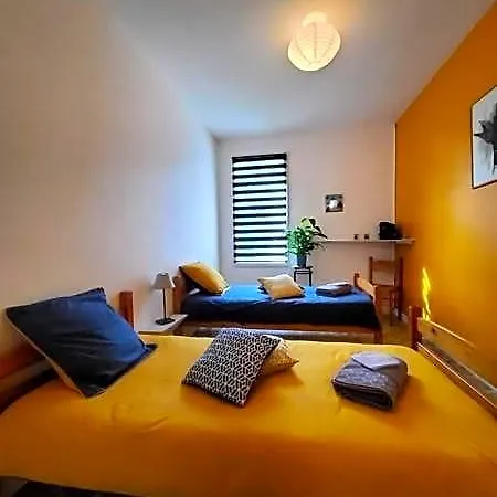 Chez Jollyjune, A Moins D'une Heure Du Mont Saint Michel Bed & Breakfast *