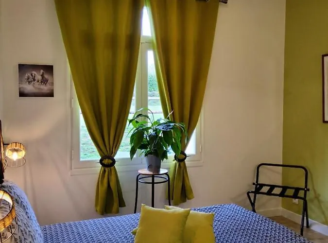 Chez Jollyjune, A Moins D'une Heure Du Mont Saint Michel *