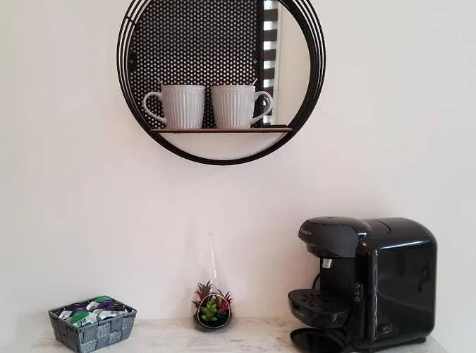 Chez Jollyjune, A Moins D'une Heure Du Mont Saint Michel Champeaux